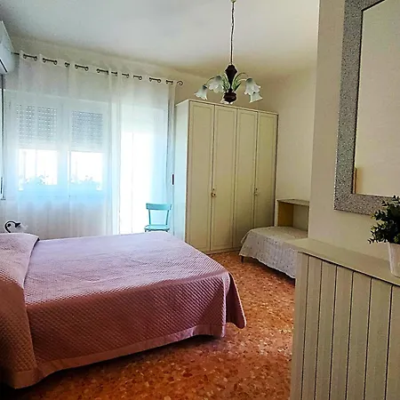 Holiday home Casa Momi Prima Fila Mare