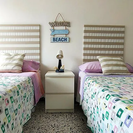 Casa Momi Prima Fila Mare * סן בנדטו דל טרנטו